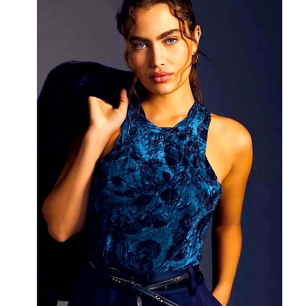 Anthropologie Pilcro Velveteen Racerback Tank in Blue Motif. Size XL. NWT